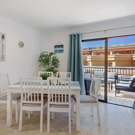 Vakantiehuis 3 Bedrooms With Views Costa Adeje (Tenerife)